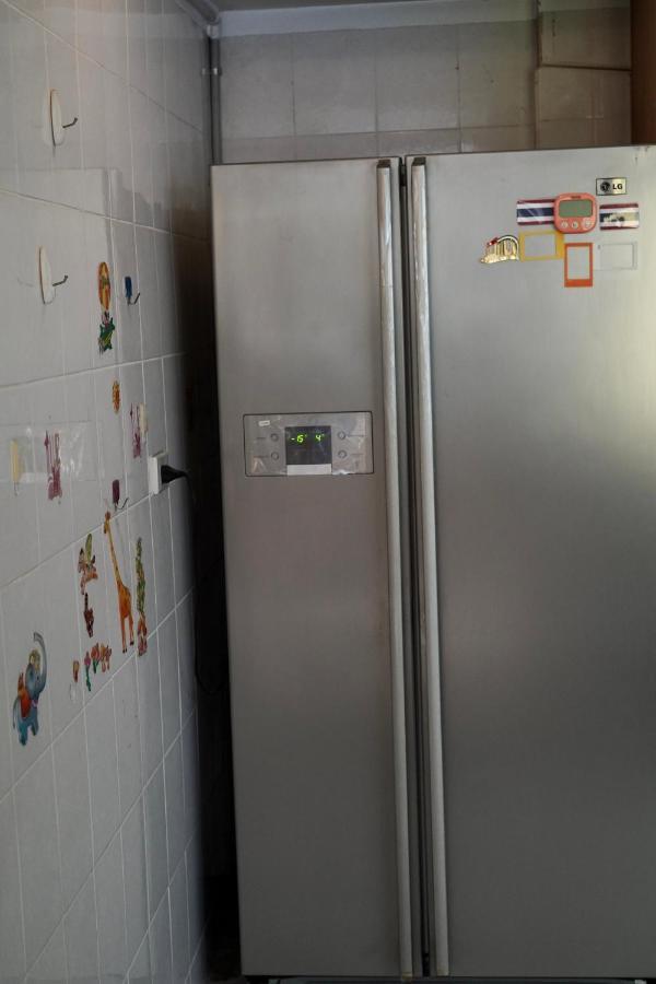 Sura Hostel Bangkok Near Mrt Phra Ram 9 מראה חיצוני תמונה