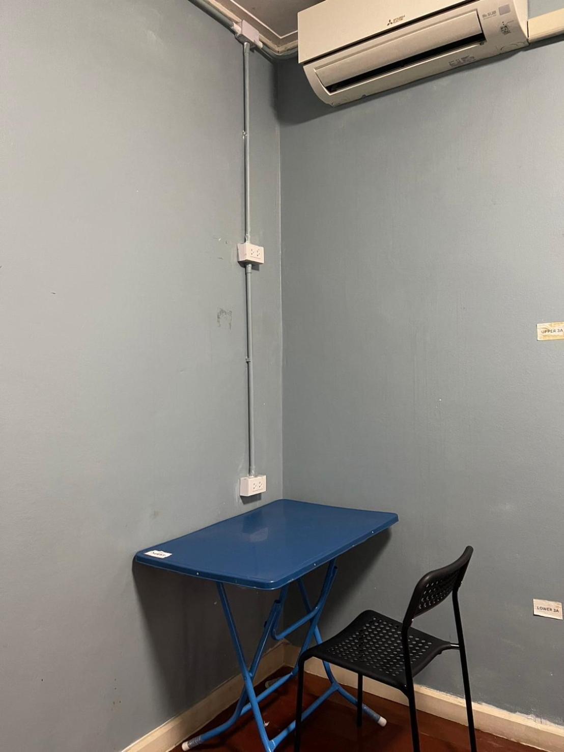 Sura Hostel Bangkok Near Mrt Phra Ram 9 מראה חיצוני תמונה