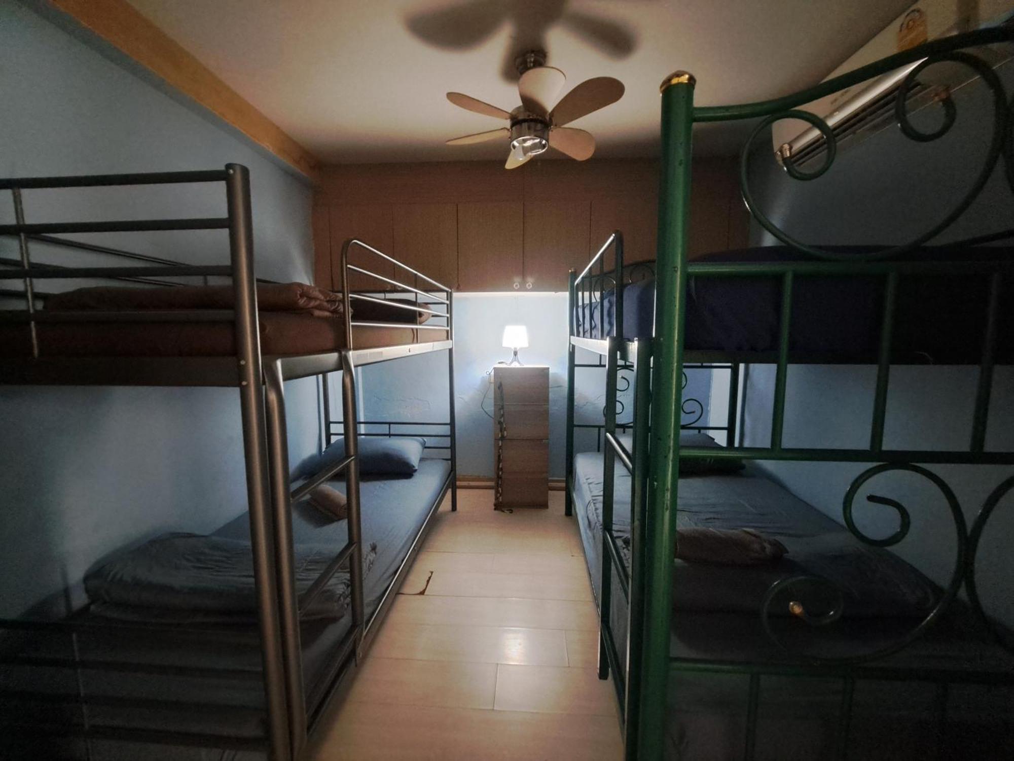 Sura Hostel Bangkok Near Mrt Phra Ram 9 מראה חיצוני תמונה